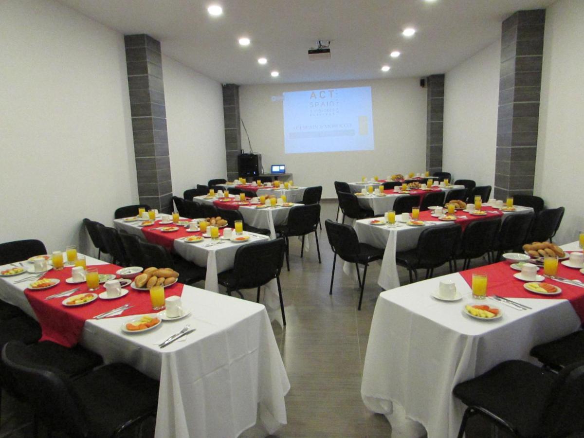 Hotel Bogota Dc Екстериор снимка